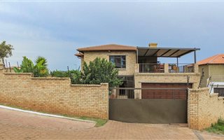 3 Bedroom House in Rangeview