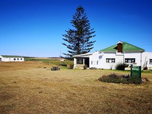 80 ha Farm in Vlees Bay