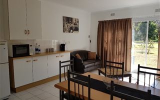 1 Bedroom Garden Cottage in Putfontein AH