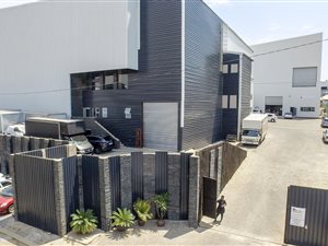 4000 m² Commercial space in Olivedale