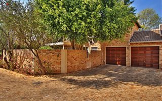 3 Bedroom Townhouse in Olivedale