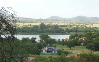 459 m² Land available in Broederstroom