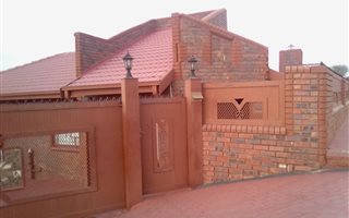 4 Bedroom House in Pretoria Central