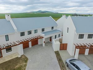 3 Bedroom House in Graanendal