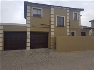 3 Bedroom House in The Reeds