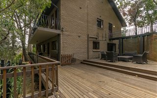 5 Bedroom House in Brandwacht