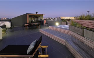 3 Bedroom Apartment in Three Anchor Bay