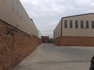 1000 m² Industrial space in Airport Park