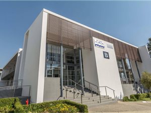 172 m² Office Space in Fourways