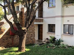 2 Bed Apartment in Wilgeheuwel