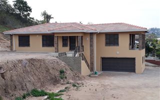 3 Bedroom House in Shallcross
