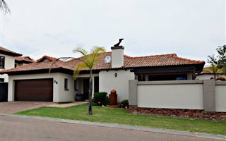 3 Bedroom Cluster in Glen Erasmia