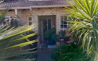 3 Bedroom Townhouse in Arboretum