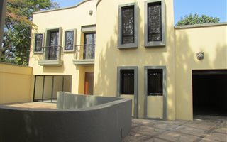 4 Bedroom Duet in Die Wilgers
