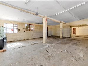200 m² Commercial space in Diepkloof