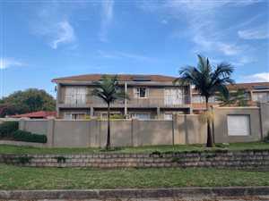 6 Bed House in Selborne
