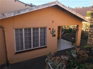2 Bed House in Newlands East