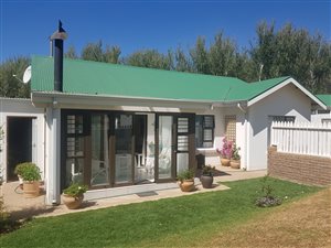 3 Bed Townhouse in Clarens