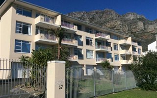 2 Bedroom Apartment in Camps Bay