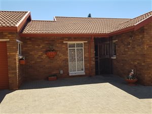 3 Bed Townhouse in Birchleigh North
