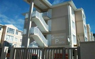 2 Bedroom Apartment in Grahamstown Central