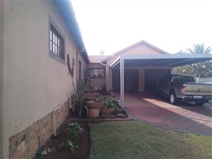 4 Bed House in Vanderbijlpark SE4