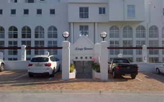 1 Bedroom Apartment in Humewood