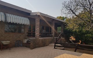 3 Bedroom House in Helderkruin