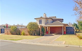 3 Bedroom House in Clearwater Estate