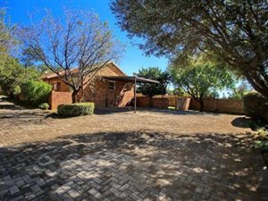 2 Bed Townhouse in Honeydew Ridge