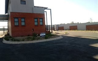 500 m² Land available in Knopjeslaagte