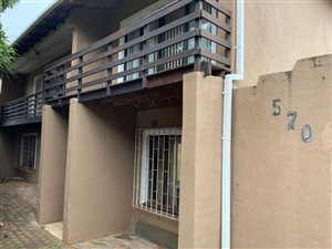 4 Bed House in Trafalgar