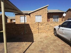 3 Bed Townhouse in Noordwyk