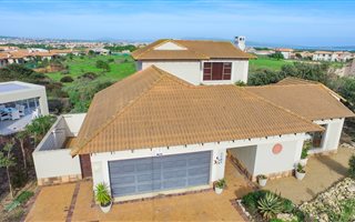 3 Bedroom House in Langebaan Country Estate