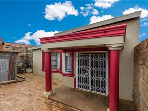 3 Bed House in Doornkop