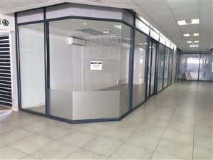 34 m² Retail Space in Durban North