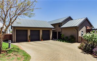 4 Bedroom House in Southdowns Estate