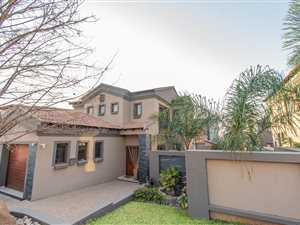 3 Bed House in Boardwalk