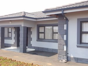 4 Bed House in Bishopstowe