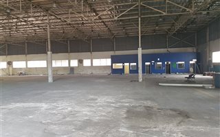 2000 m² Industrial space in Deal Party