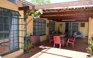 3 Bedroom House in Paulshof