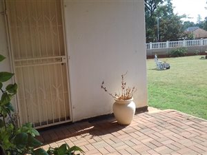 1 Bed Apartment in Meiringspark