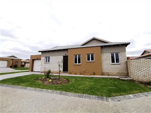 3 Bed House in Hansmoeskraal