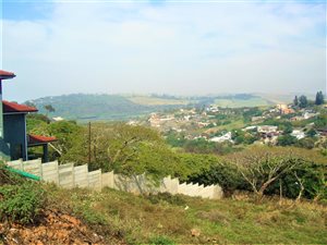 1127 m² Land available in La Mercy