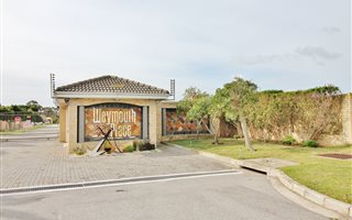 3 Bedroom Townhouse in Walmer Heights
