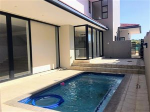 3 Bed House in Lombardy East
