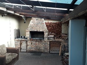 3 Bed House in Lorraine