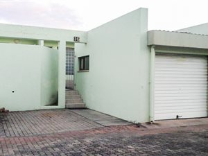 3 Bed Apartment in Quigney