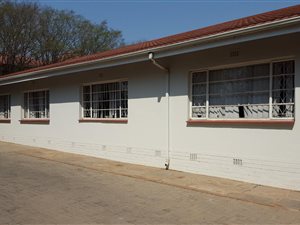 4 Bed House in Waterkloof