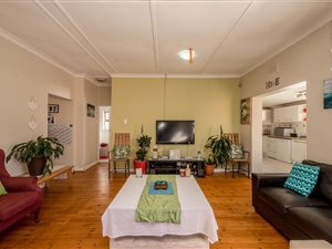 3 Bed House in Plumstead